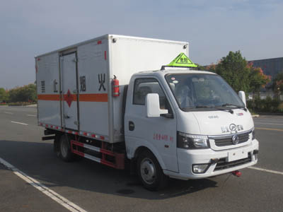 江特牌JDF5042XRQE6型易燃?xì)怏w廂式運輸車